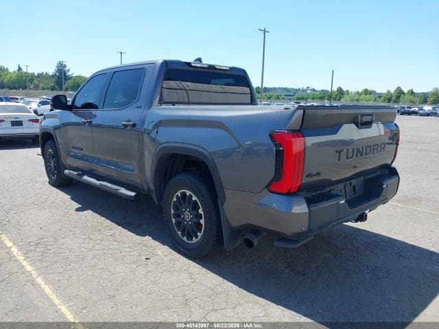 2023 TOYOTA TUNDRA SR5 3