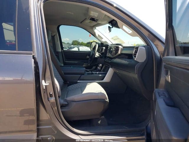 2023 TOYOTA TUNDRA SR5 5