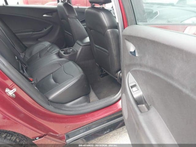 2017 CHEVROLET VOLT PREMIER 8