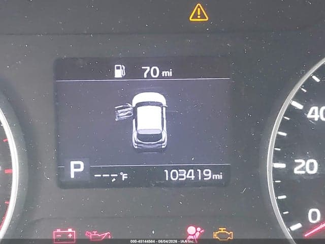 2021 KIA SELTOS S 16