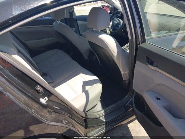 2018 HYUNDAI ELANTRA SEL 8