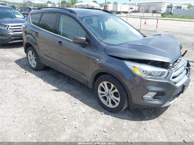 2017 FORD ESCAPE SE - 1