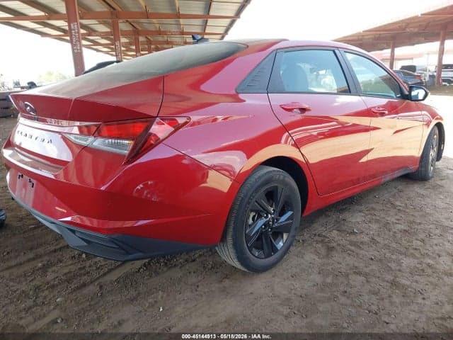2023 HYUNDAI ELANTRA SEL 4
