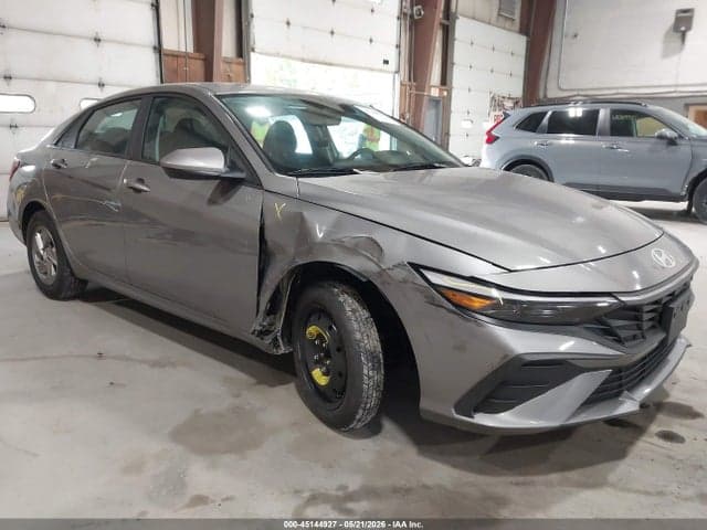 2024 HYUNDAI ELANTRA SE 6