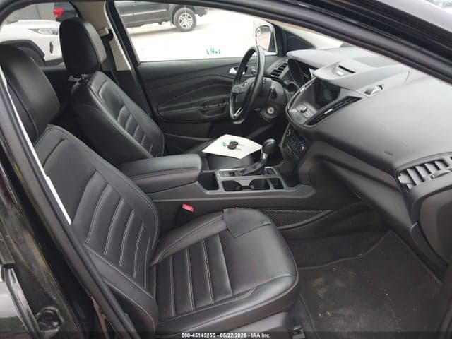 2017 FORD ESCAPE SE 5