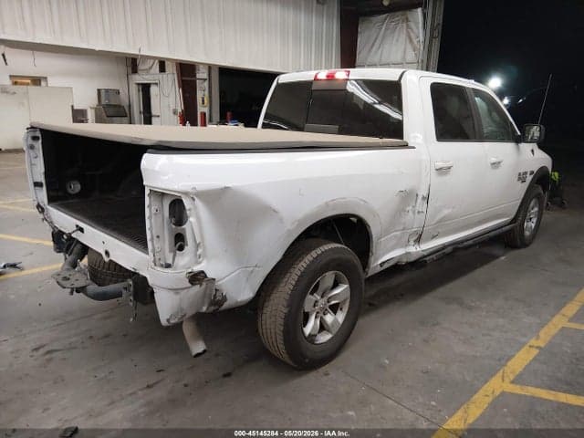 2019 RAM 1500 CLASSIC 4