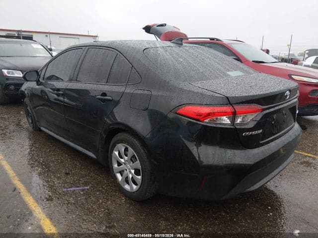 2021 TOYOTA COROLLA LE 3
