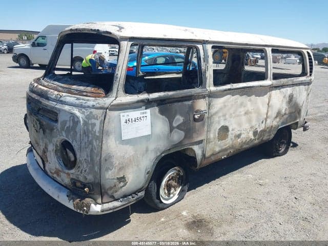 1971 VOLKSWAGEN VAN 2