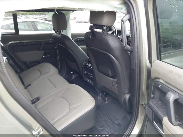 2025 LAND ROVER DEFENDER 8