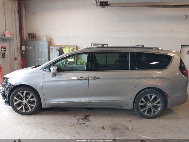 2018 CHRYSLER PACIFICA LIMITED 14