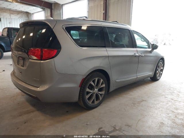 2018 CHRYSLER PACIFICA LIMITED 4