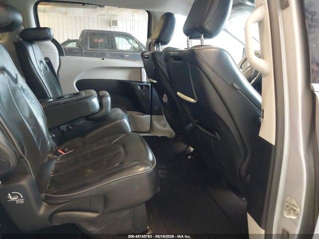 2018 CHRYSLER PACIFICA LIMITED 8