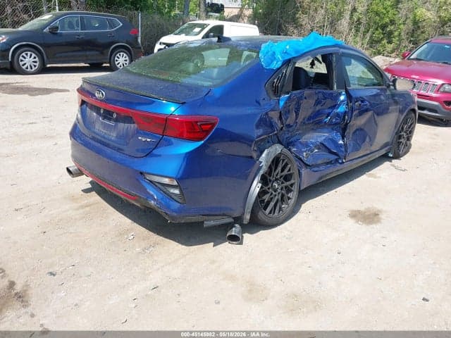 2021 KIA FORTE GT 4