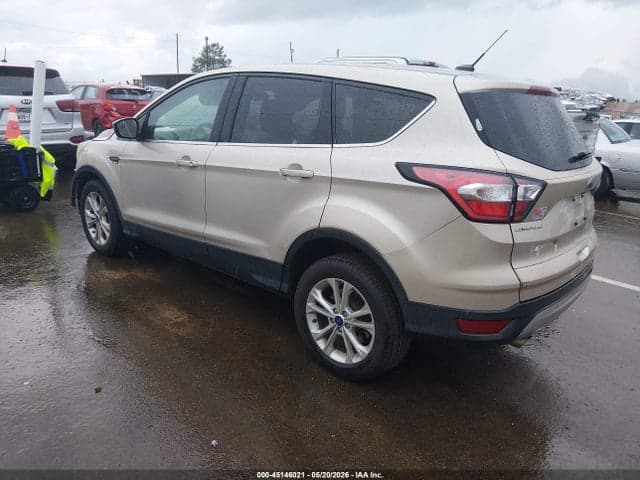 2017 FORD ESCAPE SE 3