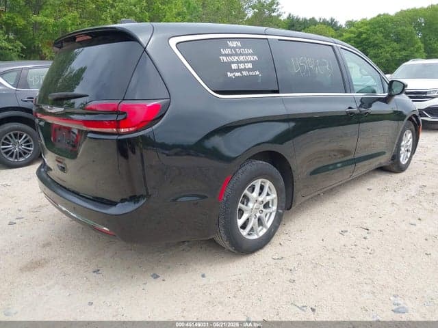 2023 CHRYSLER PACIFICA TOURING L 4