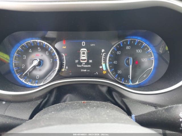 2023 CHRYSLER PACIFICA TOURING L 7