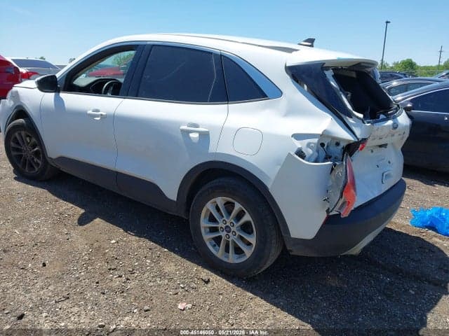 2021 FORD ESCAPE SE 3