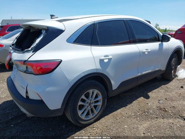 2021 FORD ESCAPE SE 4