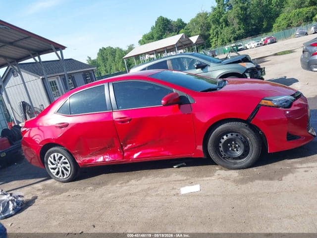 2017 TOYOTA COROLLA LE 13