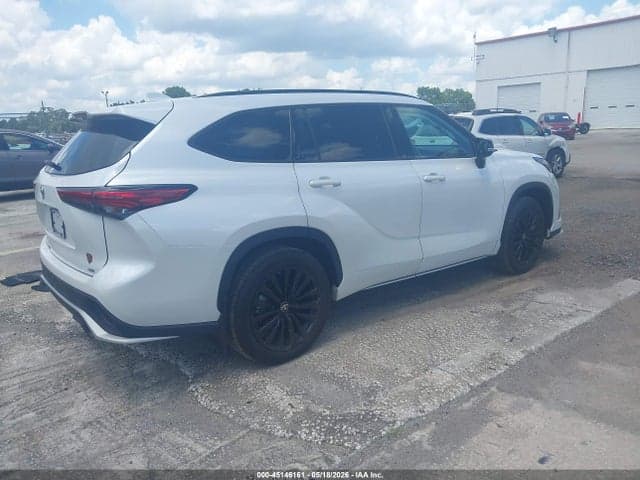 2023 TOYOTA HIGHLANDER XSE 4