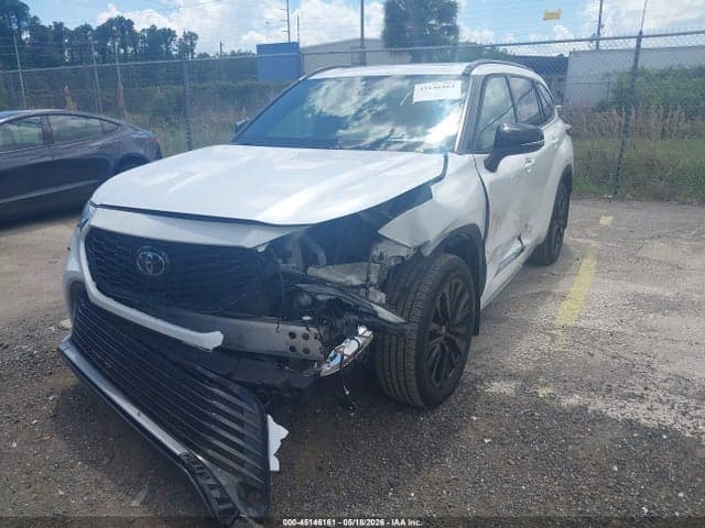 2023 TOYOTA HIGHLANDER XSE 6