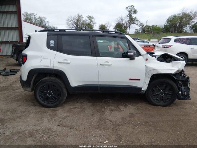 2018 JEEP RENEGADE TRAILHAWK 4X4 13