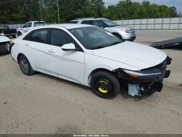 2025 HYUNDAI ELANTRA SE 1