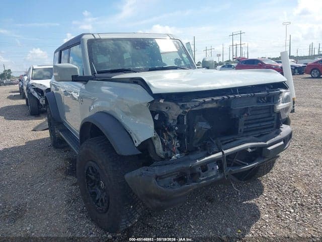 2022 FORD BRONCO OUTER BANKS 19