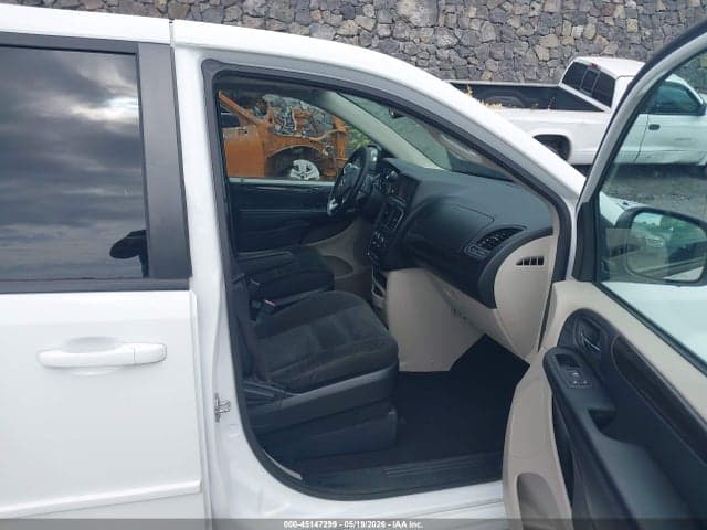 2017 DODGE GRAND CARAVAN SE 5