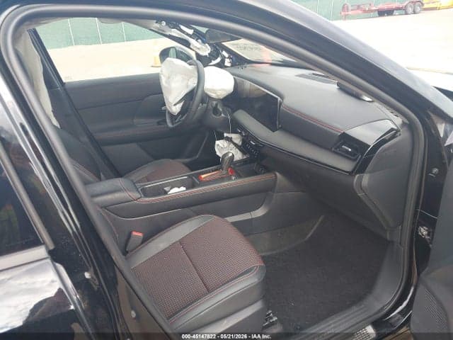 2025 NISSAN KICKS SR INTELLIGENT AWD 5