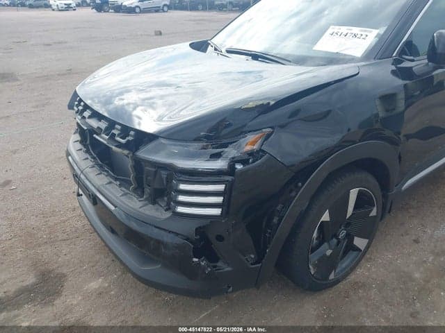 2025 NISSAN KICKS SR INTELLIGENT AWD 6
