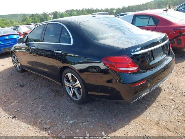 2018 MERCEDES-BENZ E 300 4MATIC 3