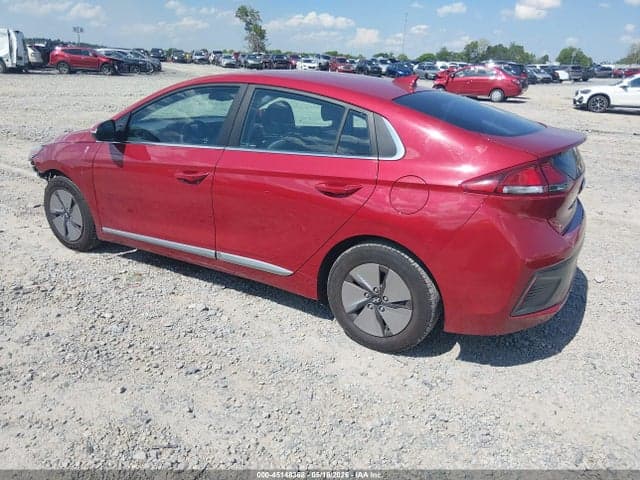 2020 HYUNDAI IONIQ HYBRID SE 3