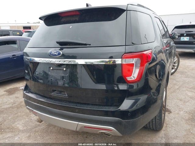 2017 FORD EXPLORER XLT 4