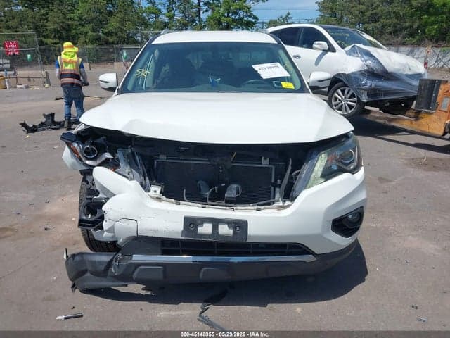 2018 NISSAN PATHFINDER SV 6
