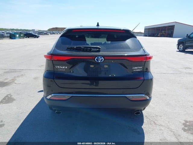 2021 TOYOTA VENZA LIMITED 16