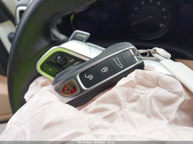 2019 PORSCHE CAYENNE 11