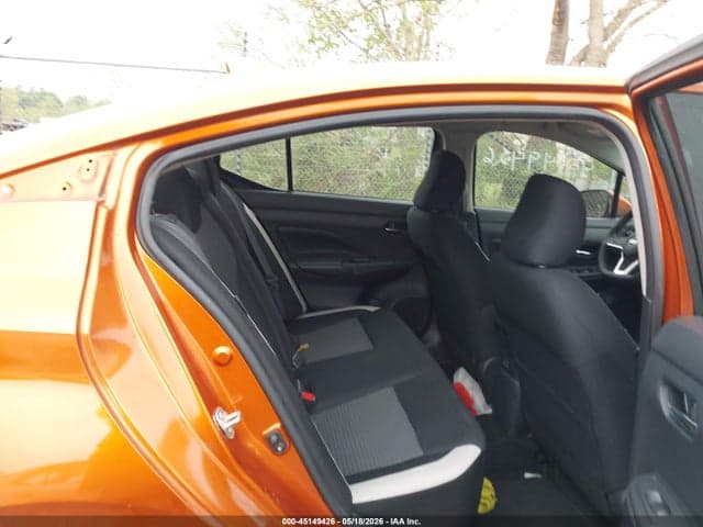 2020 NISSAN VERSA SV XTRONIC CVT 8