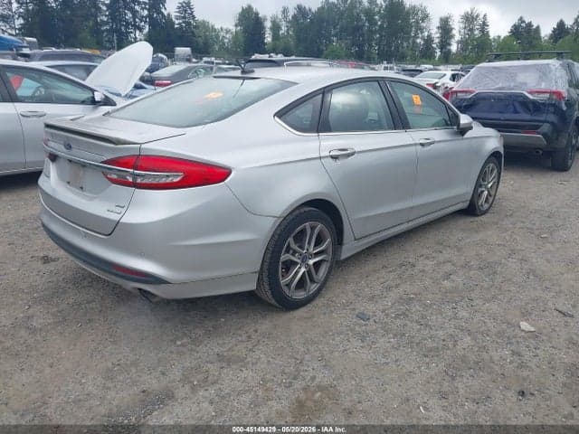 2017 FORD FUSION SE 4