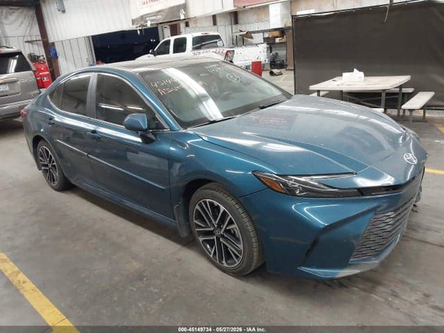 2025 TOYOTA CAMRY XLE 1