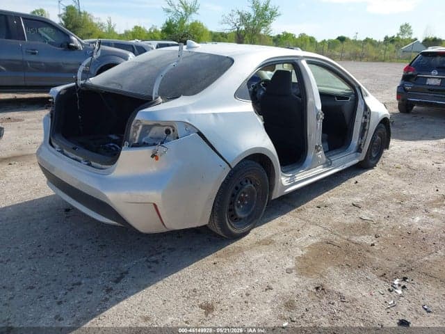 2020 TOYOTA COROLLA LE 4