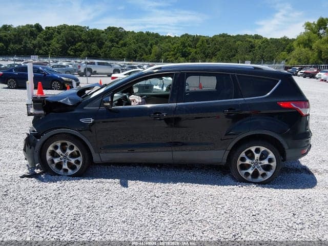2016 FORD ESCAPE TITANIUM 14