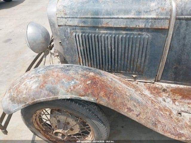 1930 FORD TUDOR 6