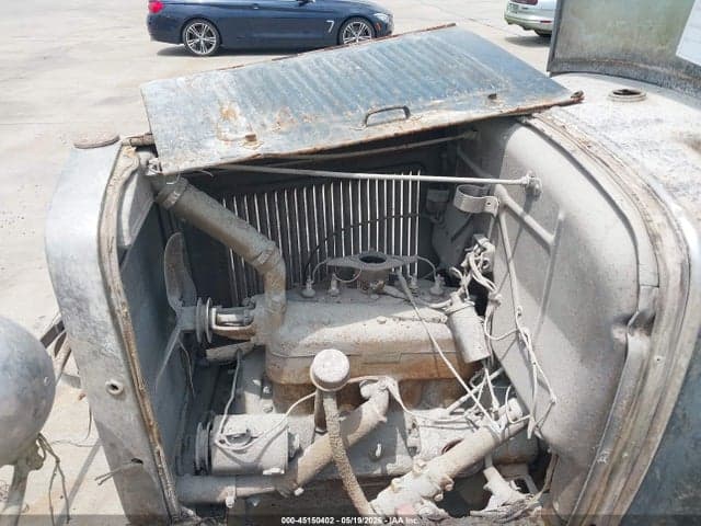 1930 FORD TUDOR 10