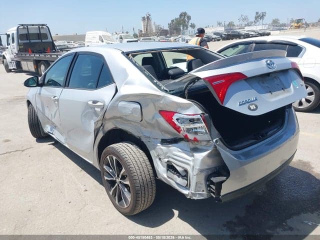 2017 TOYOTA COROLLA SE 3