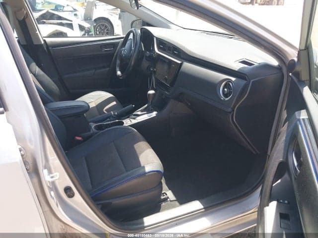 2017 TOYOTA COROLLA SE 5