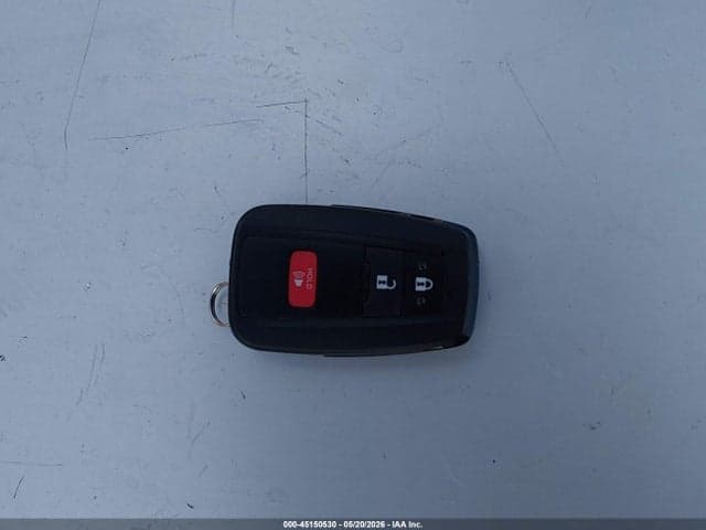 2020 TOYOTA PRIUS LE 11