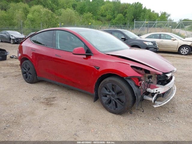 2025 TESLA MODEL Y