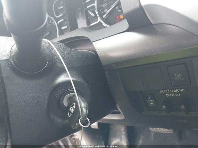 2020 TOYOTA TUNDRA SR5 11