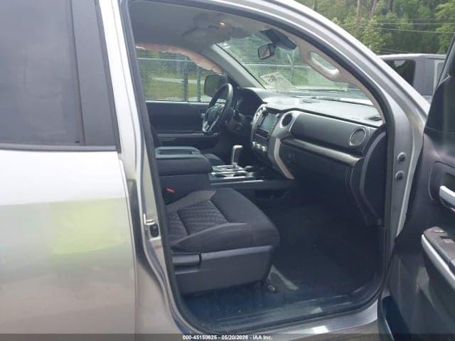 2020 TOYOTA TUNDRA SR5 5